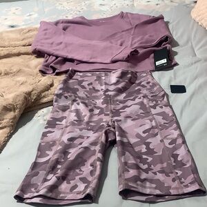 2 Piece 90 Degree Bike shorts and crop top Size L